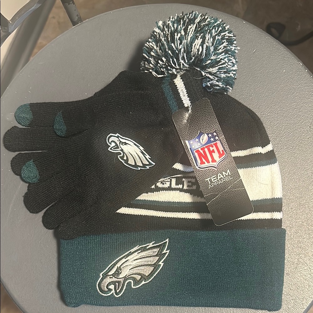 NFL Eagles Knit Beanie and Gloves Set